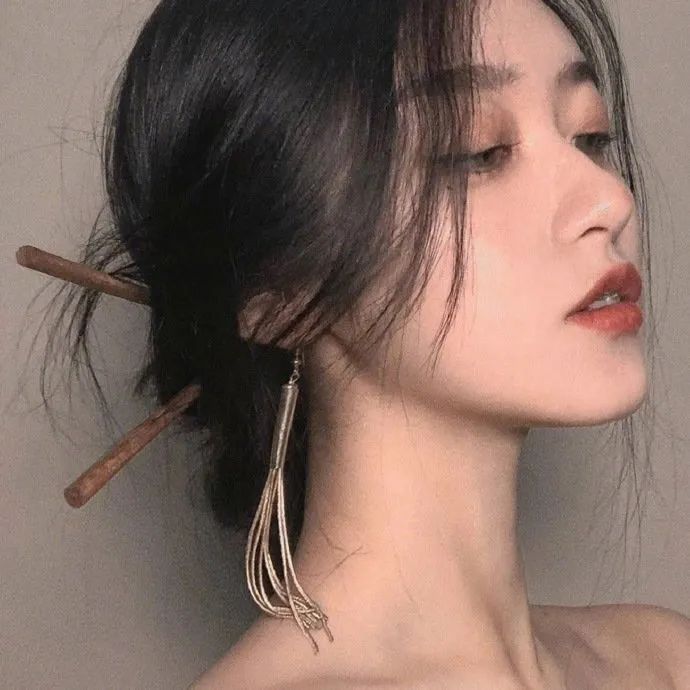 那些真正写到你心里的句子，有些人有些事，忘记，是幸福的！-句子橘