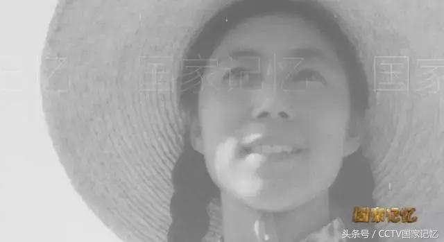 “中华儿女多奇志，不爱红装爱武装”，毛主席七绝有赞！