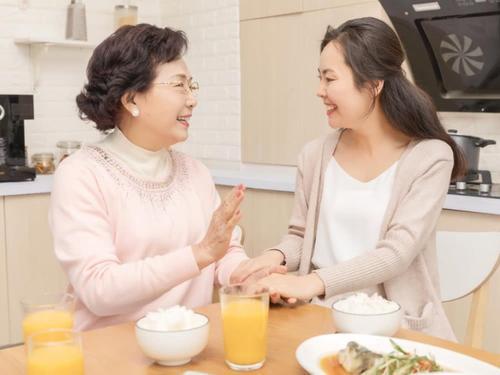 夫妻一起奋斗相互陪伴的句子 夫妻一起奋斗相互陪伴的句子