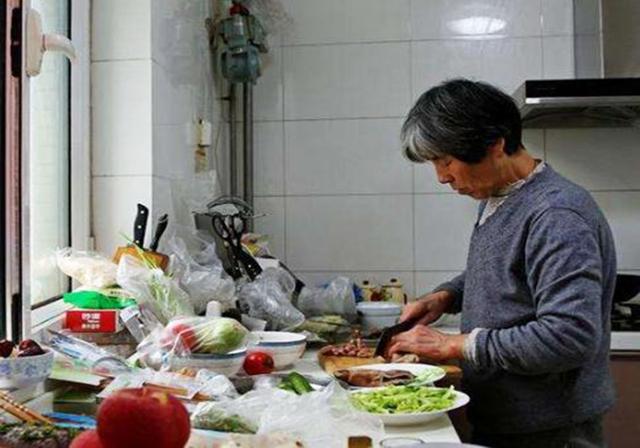 讽刺假孝顺人的句子