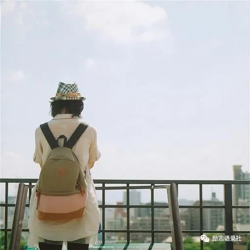 奋斗中女人励志的句子-句子橘 奋斗中女人励志的句子-句子橘