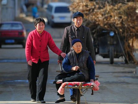 劝人要孝顺的句子(劝人行孝的名言警句)