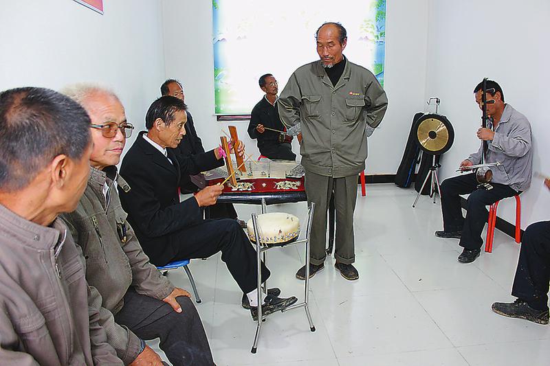 形容老人幸福的句子(陪伴老人的经典语录)