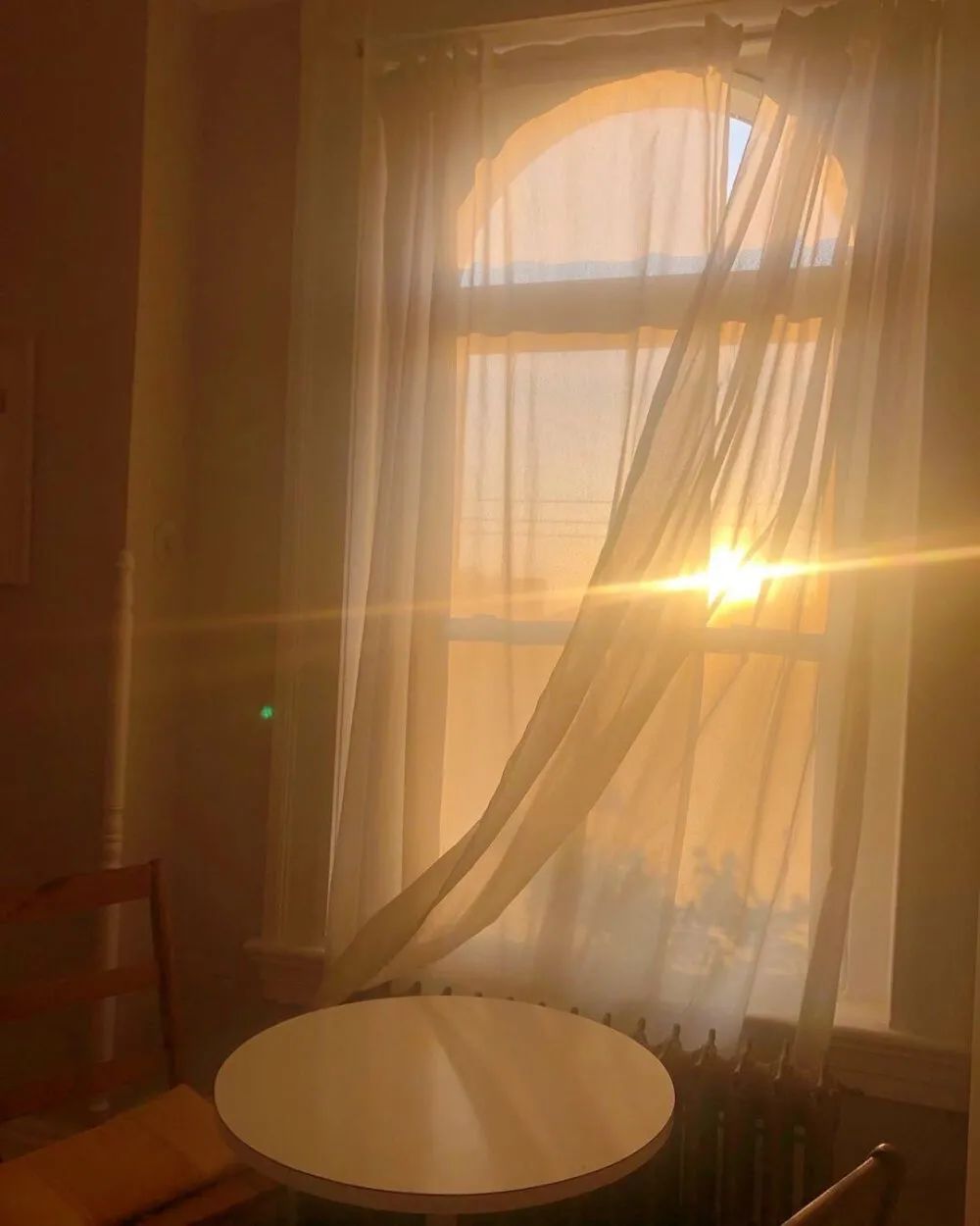 适合深夜看的人生经典句子！-句子橘