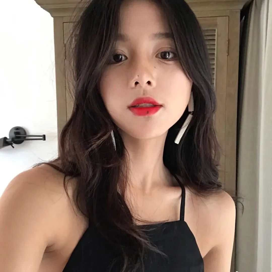 闺蜜头像丨再美好的句子也要写下句号-句子橘 闺蜜头像丨再美好的句子也要写下句号-句子橘