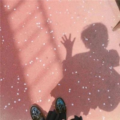 英文短句:幸福是什么?幸福就是,猫吃鱼狗吃肉奥特曼打小怪兽