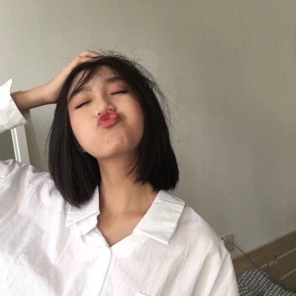 伤感句子配图背影