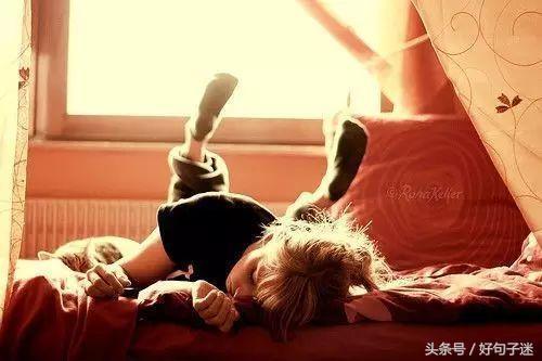 对一个人彻底失望的说说句子,握不住的沙,不如扬了它!