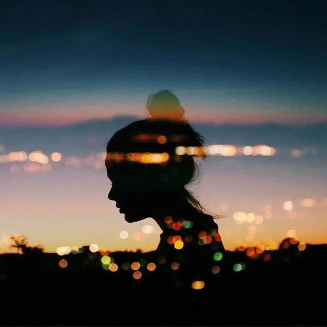 让人一瞬间掉泪的句子,锥心刺骨,令人心碎!-句子橘 让人一瞬间掉泪的句子,锥心刺骨,令人心碎!-句子橘
