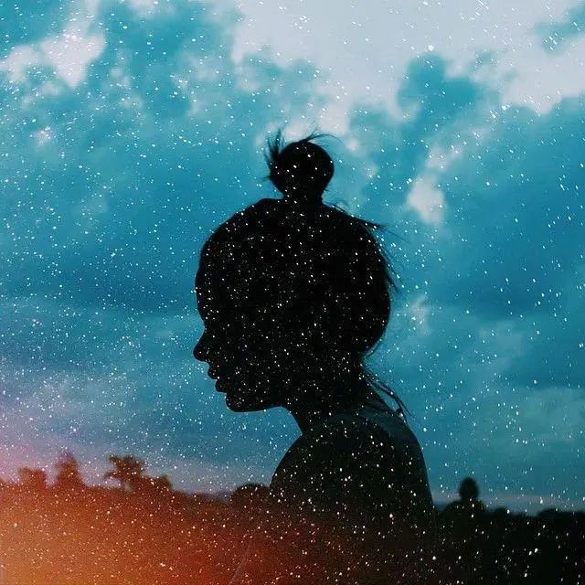 让人一瞬间掉泪的句子,锥心刺骨,令人心碎!-句子橘 让人一瞬间掉泪的句子,锥心刺骨,令人心碎!-句子橘