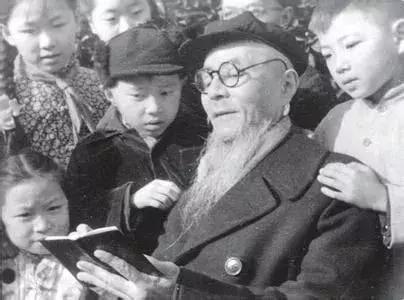 丰子恺10句经典语录，句句都是人生，留给我们的是经典
