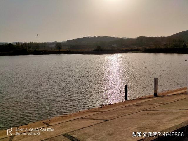 挽留再也回不去的深秋