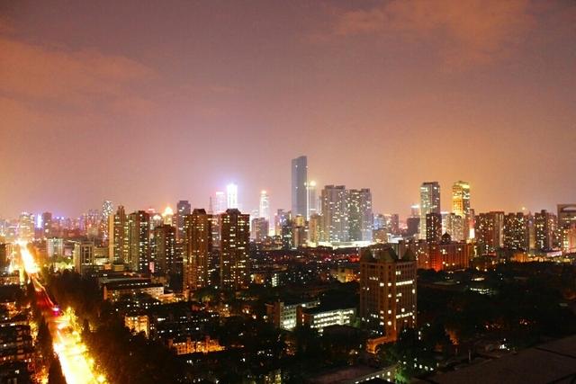 即景吟句:万家灯火暖冬夜