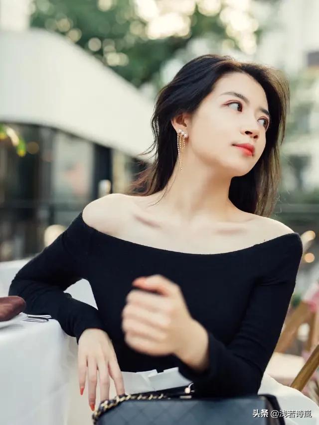 缘尽时,无须挽留; 缘散时,无须伤感!