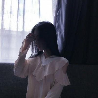 伤感失望自嘲的句子,句句悲凉,有没有一句说中你的心事