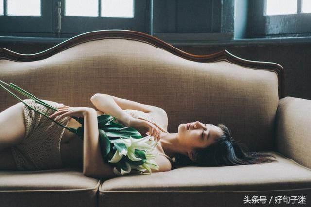 伤感又心痛的说说心情短语,句句精辟虐心!