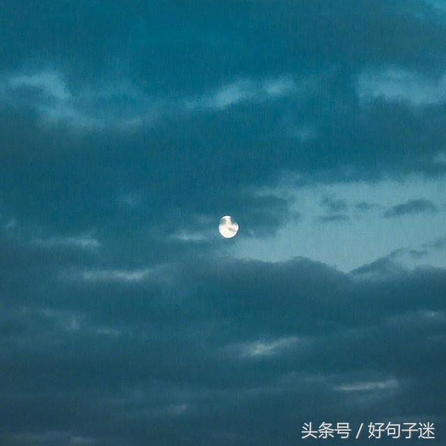 适合晚上发的伤感说说,句句戳心入骨,送给深夜孤独的人!