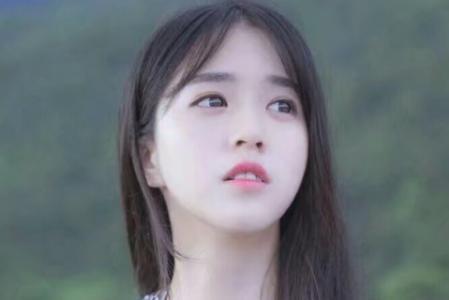 朋友圈伤感心碎句子，爱你，以朋友的名义