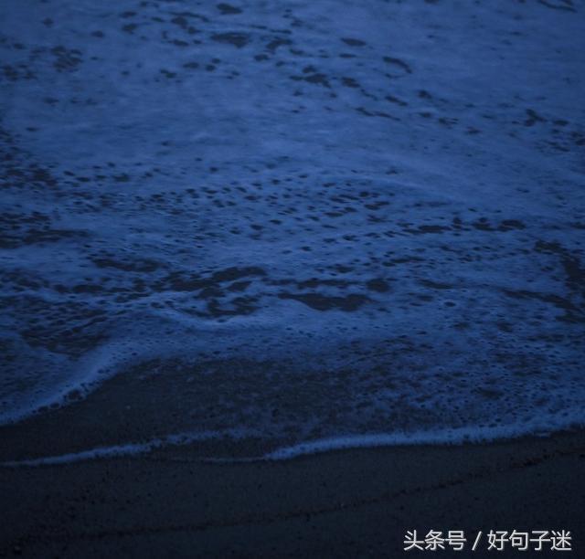 致自己一个人委屈到哭的伤感句子,句句催泪,太扎心了!