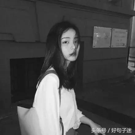 表达悲伤的句子想流眼泪,句句戳痛心坎!