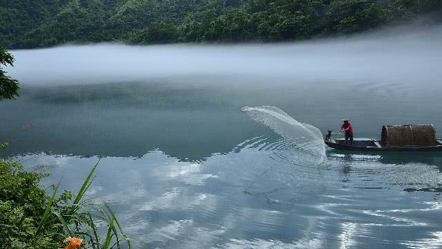 令人伤心流泪的句子,唯美深情,让人愉悦