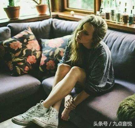 朋友圈分手说说看完哭了那种，句句痛彻心扉