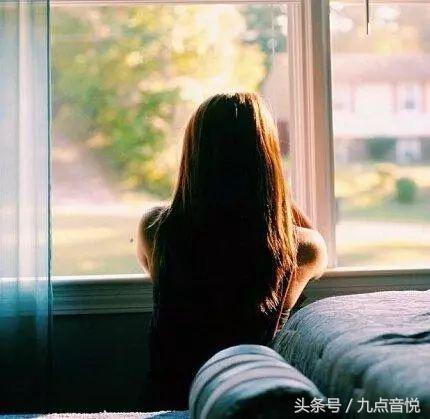 朋友圈分手说说看完哭了那种，句句痛彻心扉