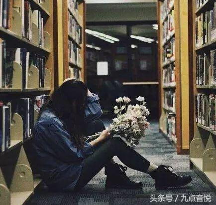 朋友圈分手说说看完哭了那种，句句痛彻心扉