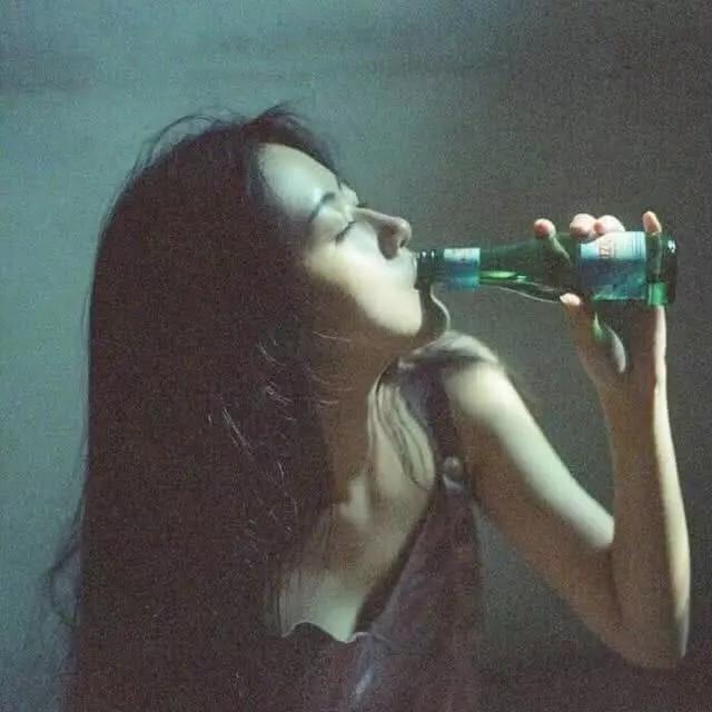 14条女生绝望的句子,伤感催泪,送给心灰意冷的你