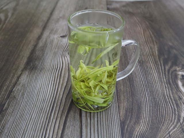喝茶时适合发朋友圈的文案