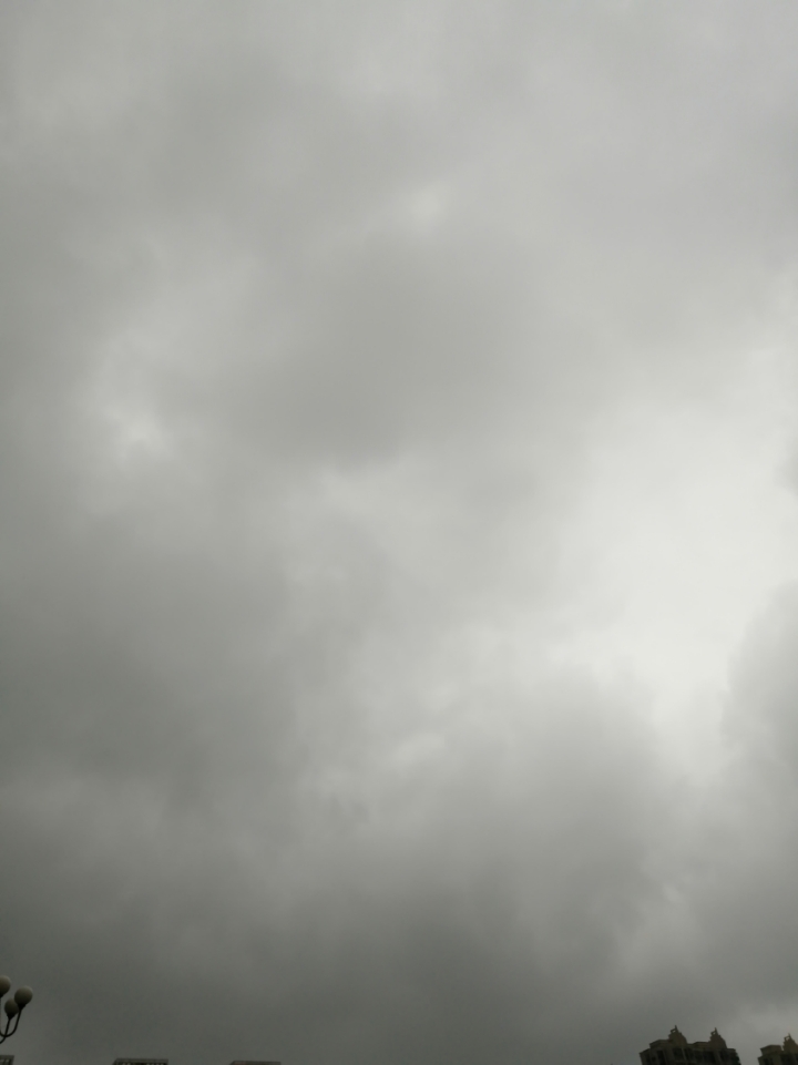 形容天气要下雨的句子(形容天黑要下雨的说说)