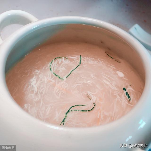 评价美食好吃的句子100字 评价美食好吃的句子100字