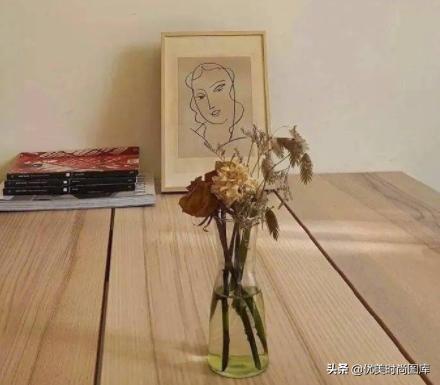 过最简单的生活,活最简单的自己句子 过最简单的生活,活最简单的自己句子