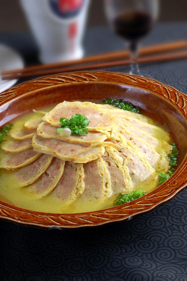 形容川菜美食诱人的句子 形容川菜美食诱人的句子