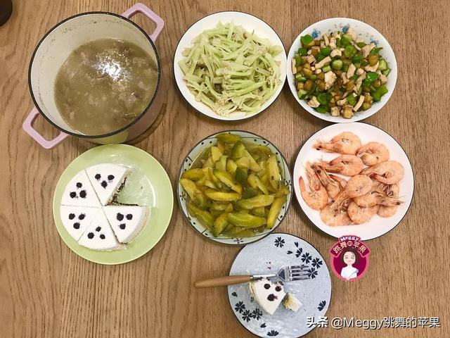 简单晚餐发朋友圈的句子 简单晚餐发朋友圈的句子