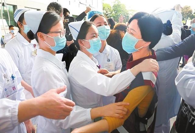 抗疫英雄句子古诗 抗疫英雄句子古诗