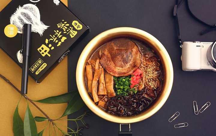 吃美食开心幽默风趣的句子_(吃美食的心情说说)