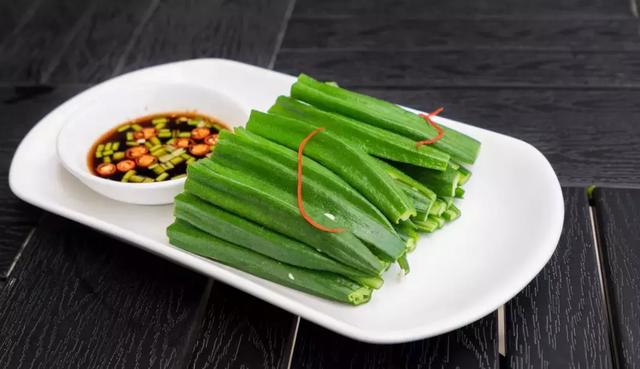 形容美景伴美食的句子