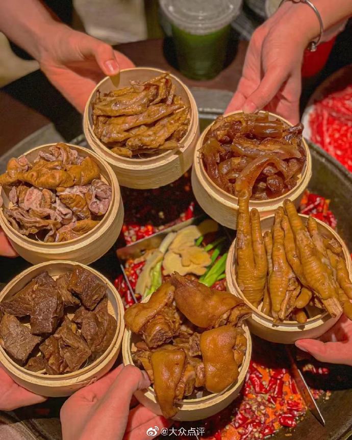 形容美食的唯美句子发朋友圈【发朋友圈的精美句子2020】