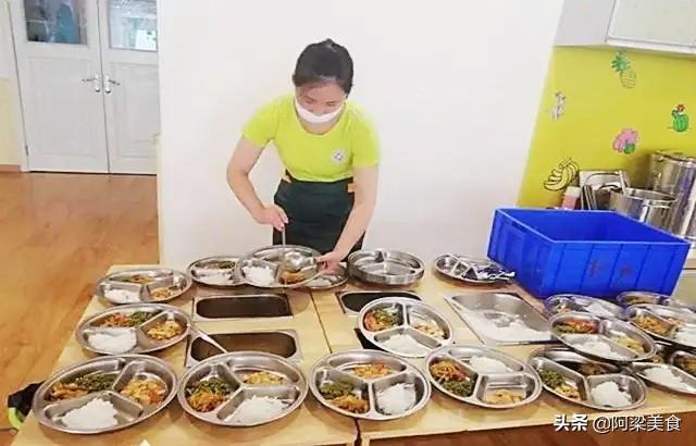 幼儿园美食句子朋友圈 幼儿园美食句子朋友圈