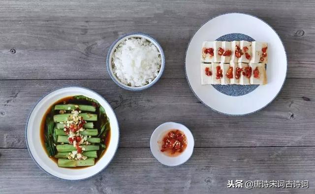 感慨美食与生活的句子 感慨美食与生活的句子