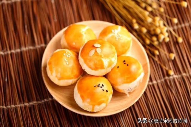 赞美美食的经典句子和词语 赞美美食的经典句子和词语
