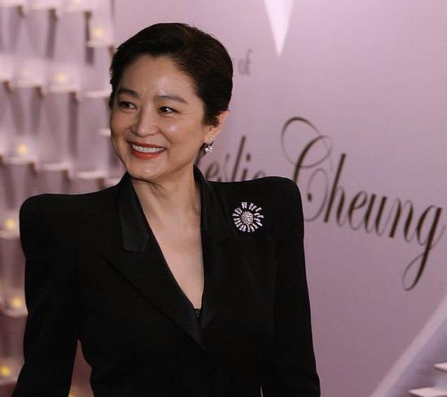 赞扬抗疫英雄精神的排比句子 赞扬抗疫英雄精神的排比句子