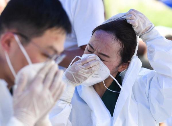 抗疫人员辛苦的句子 抗疫人员辛苦的句子