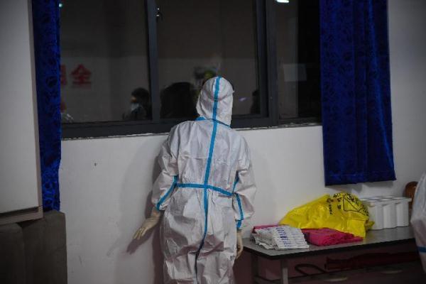 抗疫人员辛苦的句子 抗疫人员辛苦的句子