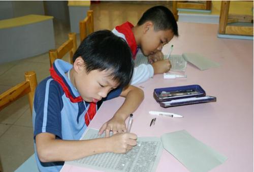 有关抗疫的句子300字 有关抗疫的句子300字