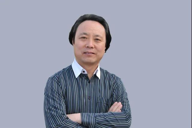 赞美学校的句子10个字 赞美学校的句子10个字