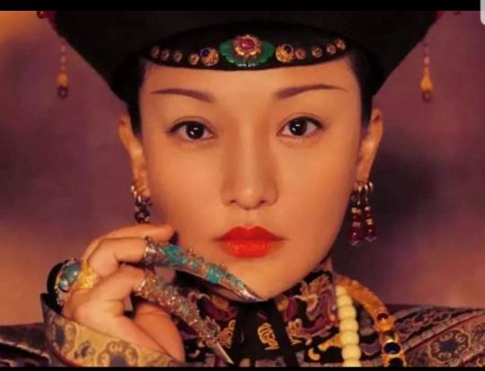 赞美女人手好看的句子 赞美女人手好看的句子