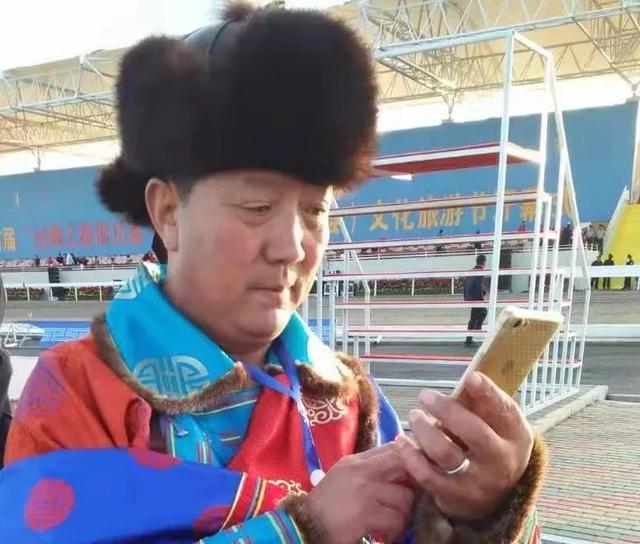 赞美少数民族文化的句子 赞美少数民族文化的句子