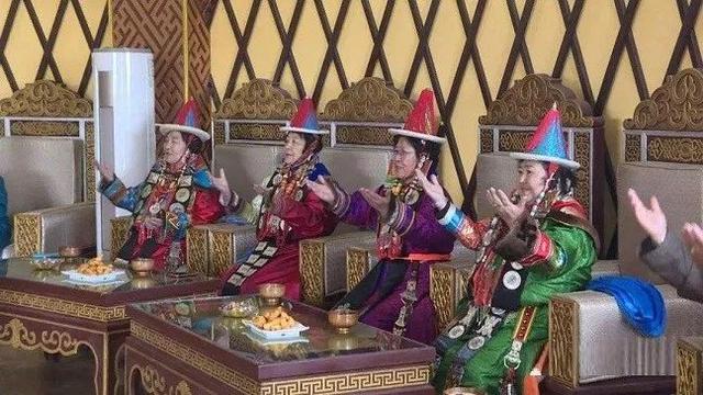 赞美少数民族文化的句子 赞美少数民族文化的句子